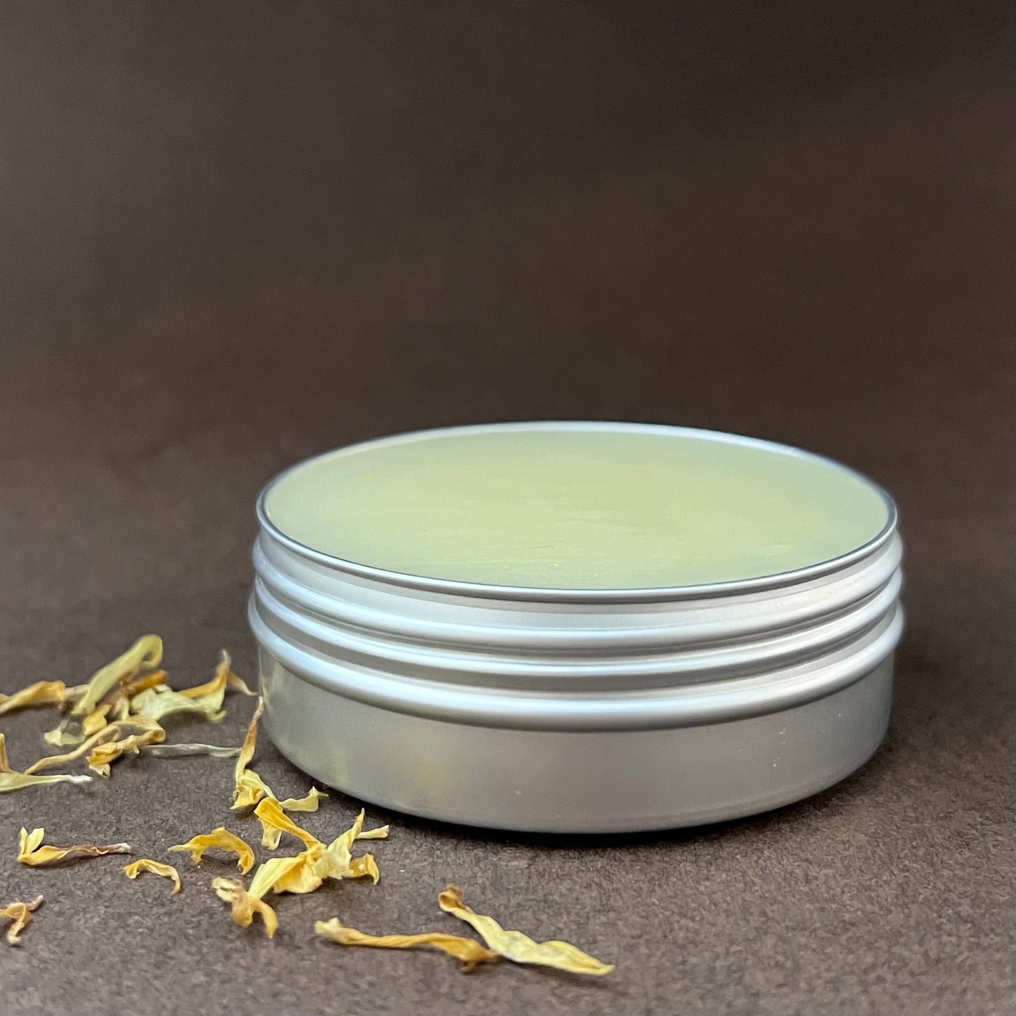 natural skin balm that calms redness and supports skin repair