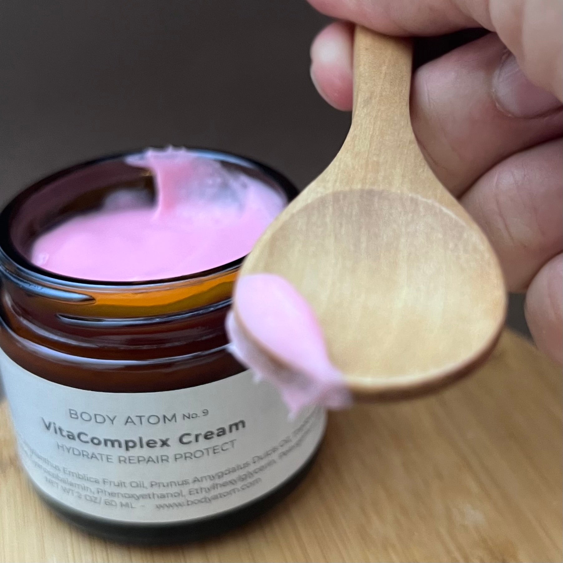 nourishing face cream for dry and damaged skin barrier recovery