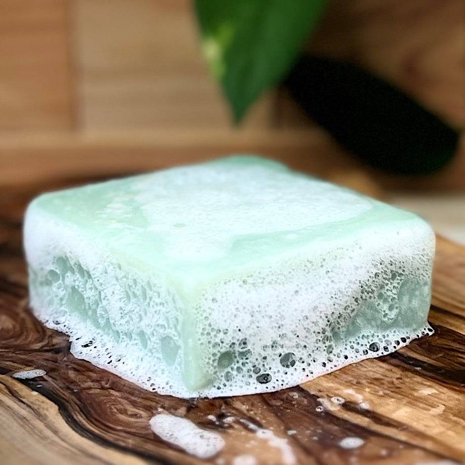 Aloe and clay cleansing bar for clogged pores and acne deeply purifying skin and preventing new breakouts